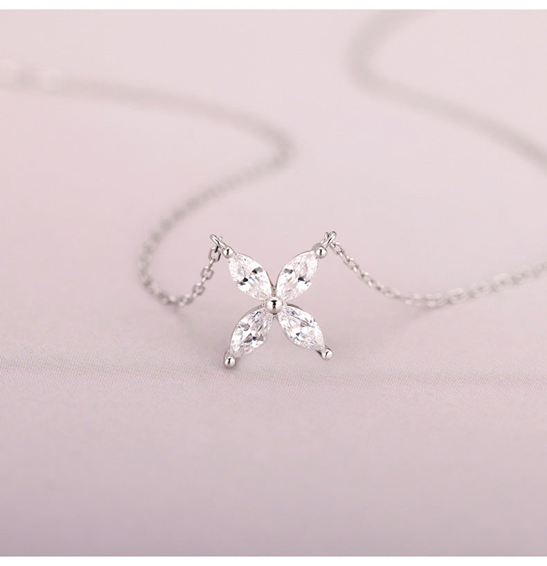 Necklace Annabelle by Juliette Beaumont