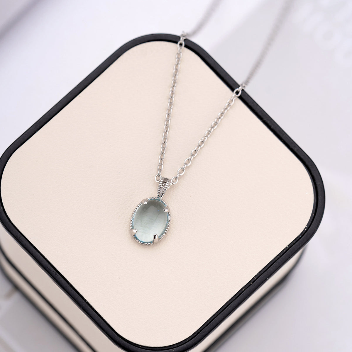 Necklace Émilie by Juliette Beaumont