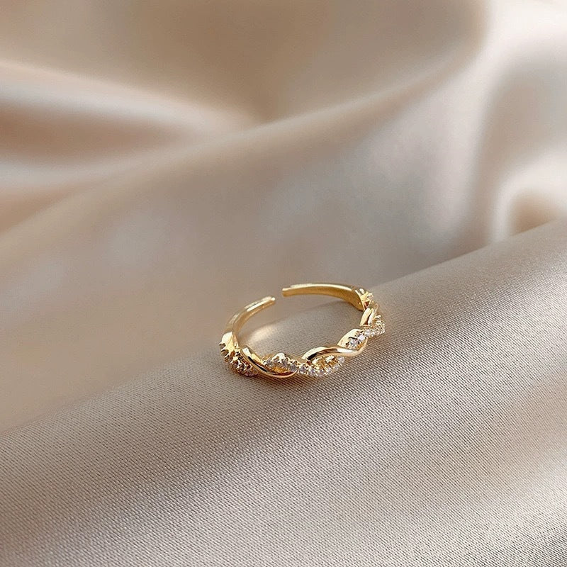 Ring Madeleine by Juliette Beaumont