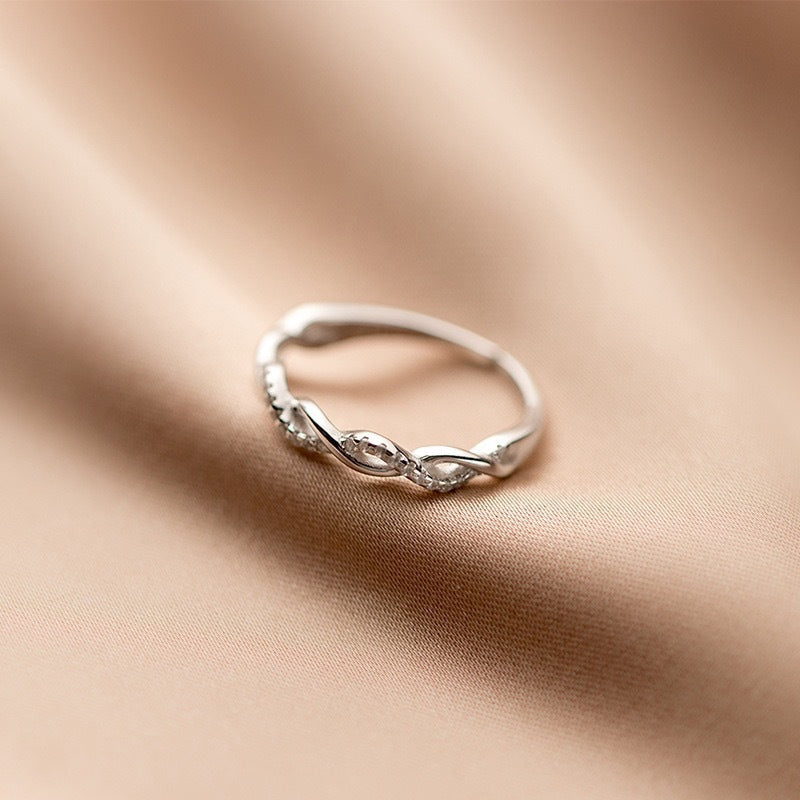 Ring Madeleine by Juliette Beaumont